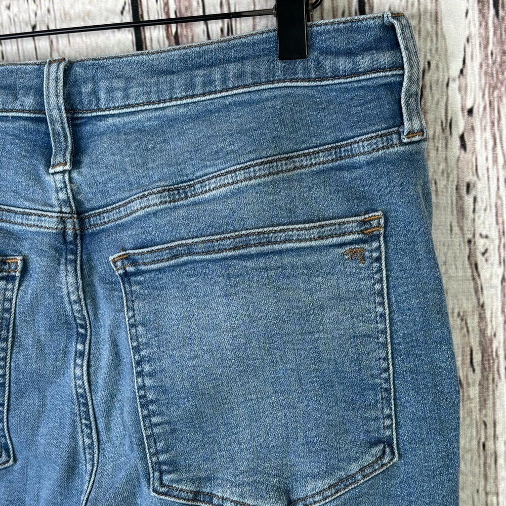 Madewell Cali Demi-Boot‎ Jeans PETITE Size 31P | 12P High Waist 24” Inseam - Picture 4 of 15
